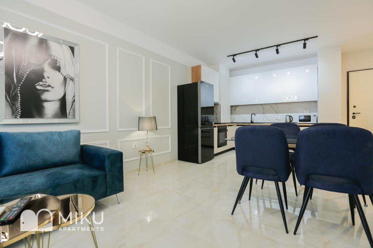 Miku Apartment - Vibrant 1Bd Apartment At Olympic Residence Tirana Esterno foto