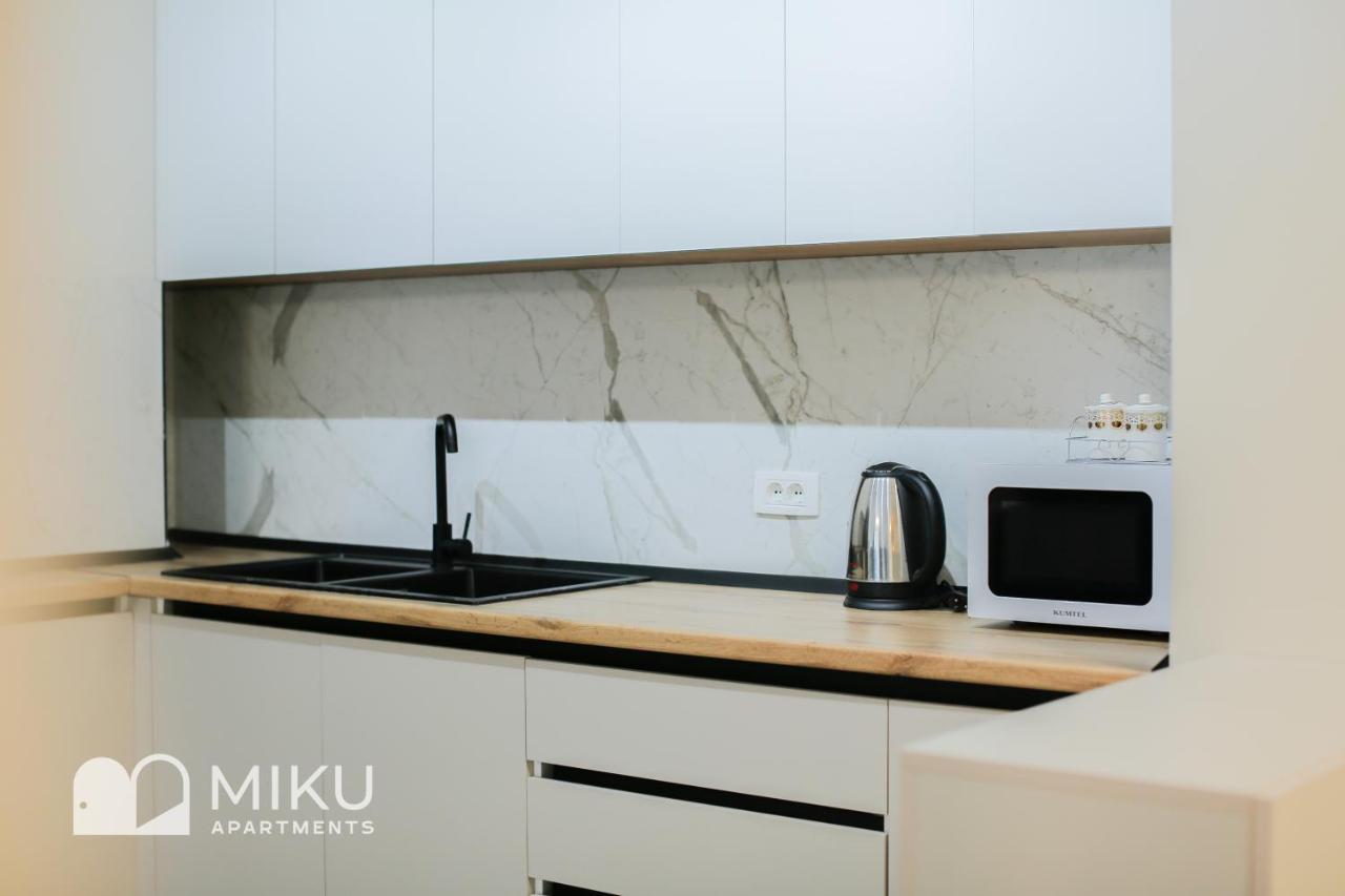 Miku Apartment - Vibrant 1Bd Apartment At Olympic Residence Tirana Esterno foto