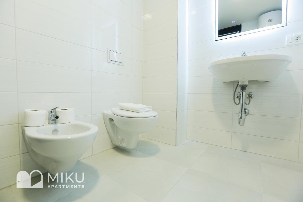 Miku Apartment - Vibrant 1Bd Apartment At Olympic Residence Tirana Esterno foto