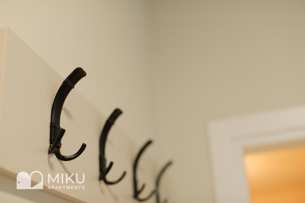 Miku Apartment - Vibrant 1Bd Apartment At Olympic Residence Tirana Esterno foto