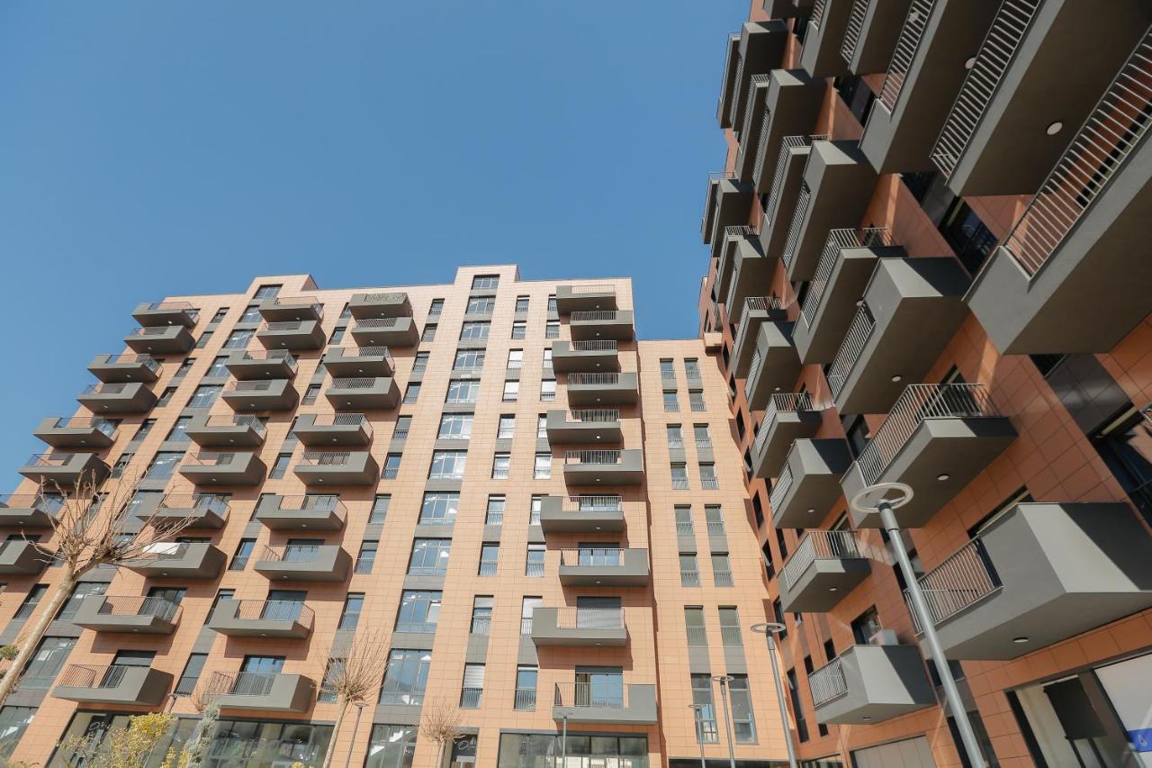 Miku Apartment - Vibrant 1Bd Apartment At Olympic Residence Tirana Esterno foto